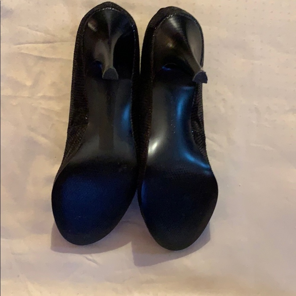 Styles for the Stylish Elegant black shoes - Picture 4 of 5